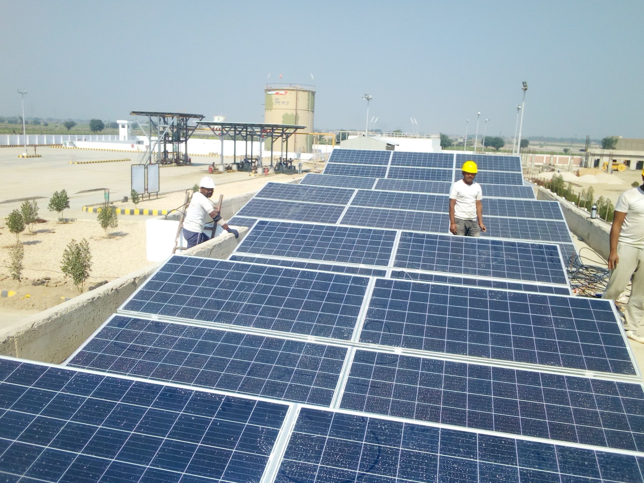 Centrale solaire sur toiture industrielle